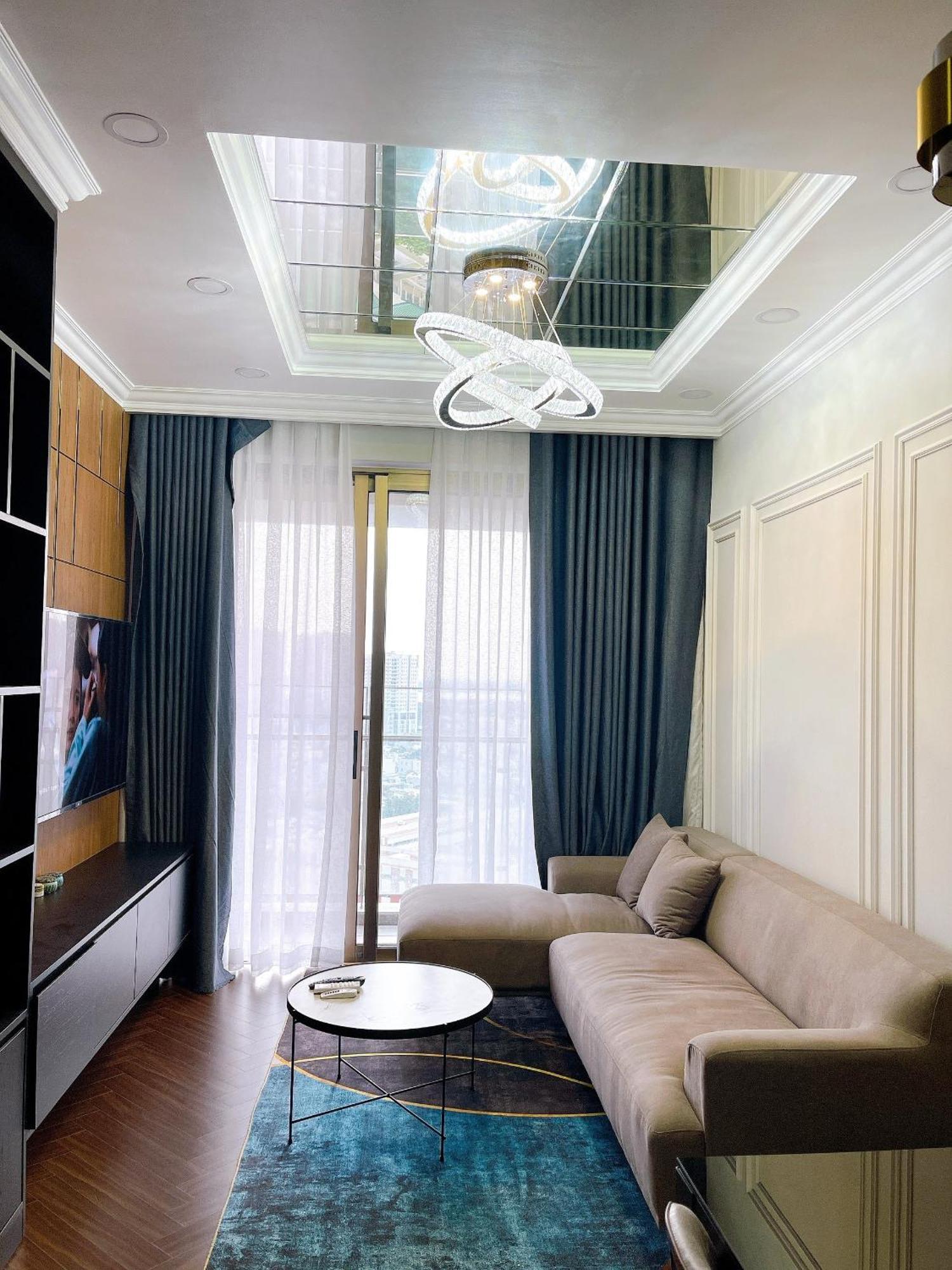 Midtown Phu My Hung Dist 7 - 2br *